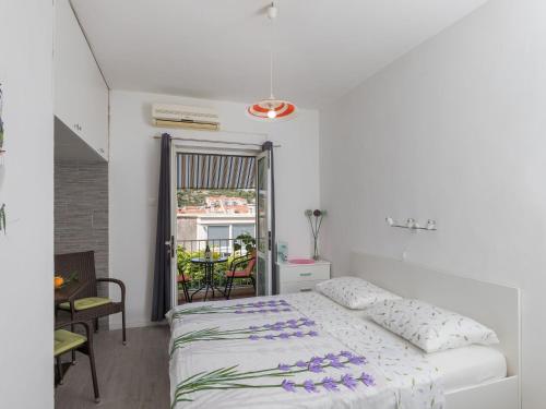 Guest House Bradas Double Room with Shared Bathroom No3