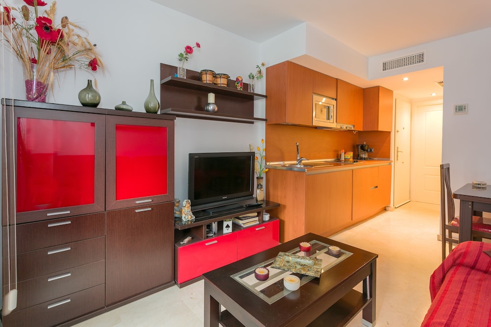 Near to the beach and PARKING Torrealmadena Los Patos 100 — carbon neutral stay, Benalmadena