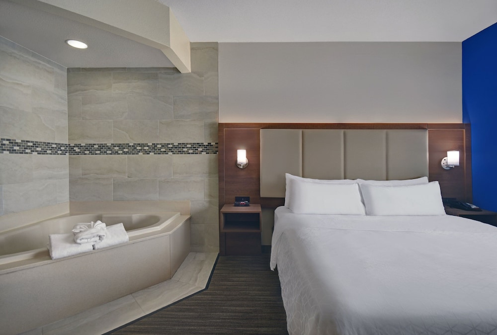 Holiday Inn Express Marshall by IHG - photo 10