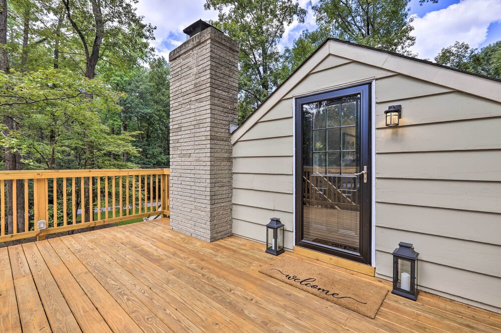 Sky Terrace Modern Apartment In Jonesboro 17955784 — Jonesboro