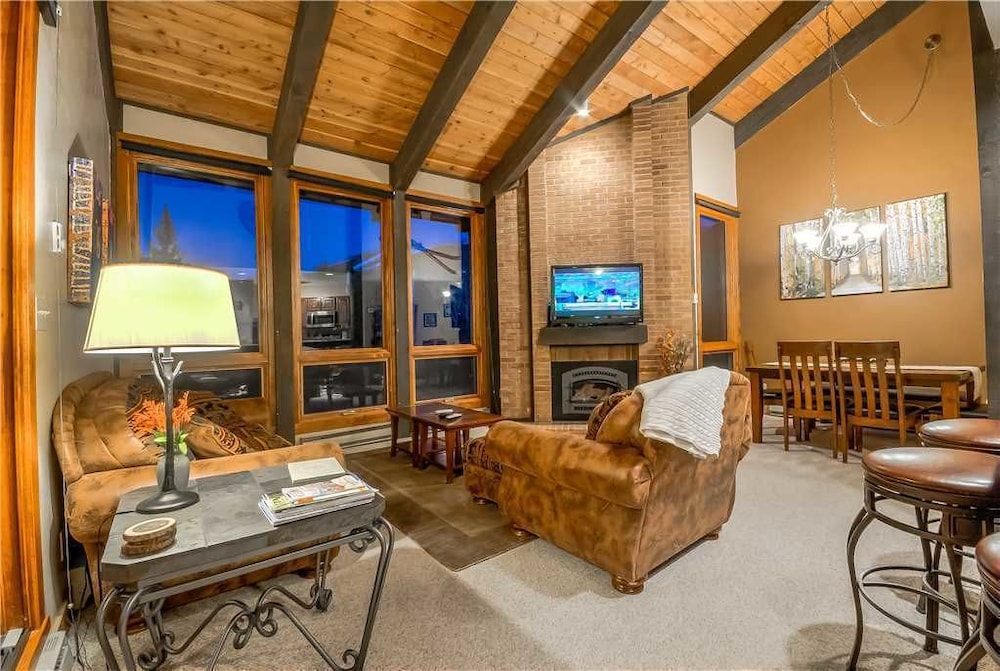 Lodge A 301 — 4-Star Luxury Hotel in Steamboat Springs, United States