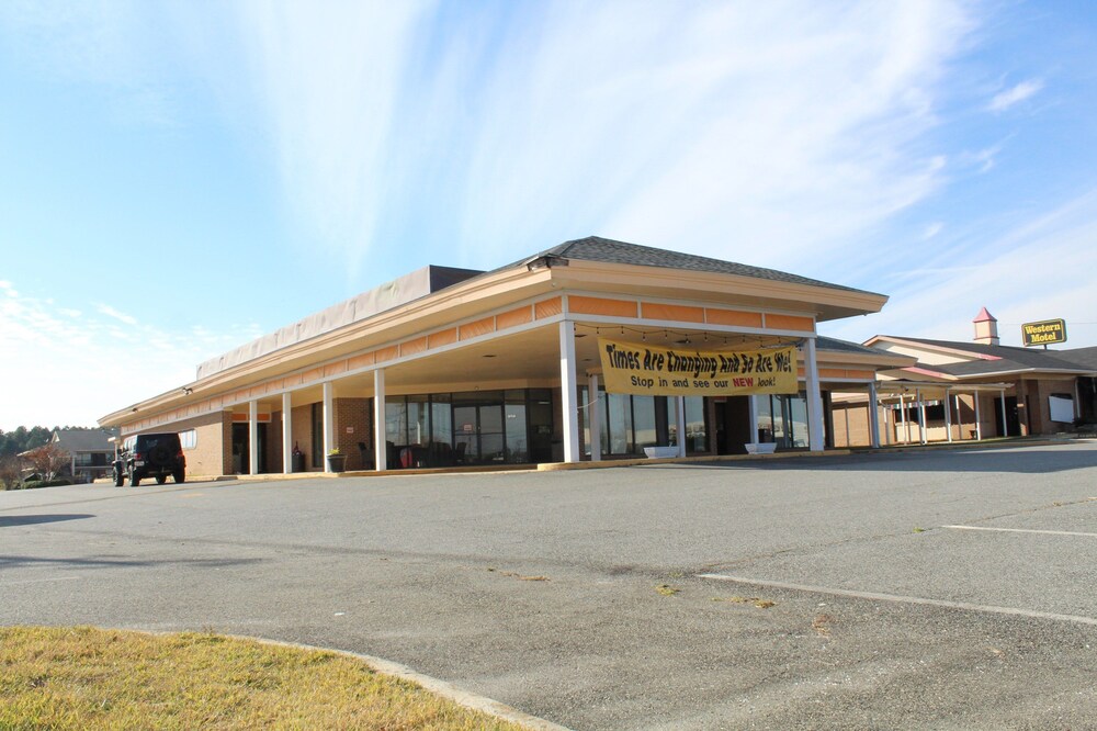 The Fitzgerald Inn - photo 19