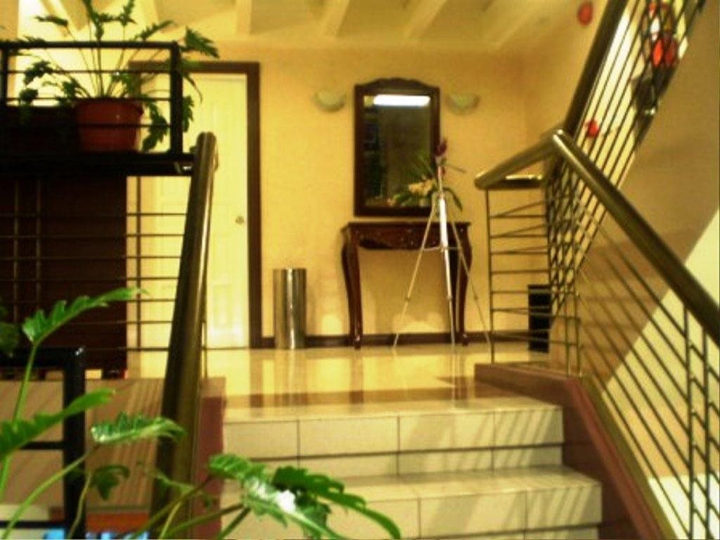 La Anclar Hotel — Davao — photo 4