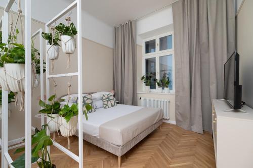 2 bedroom apartment Rejtana 10 — 4-Star Luxury Hotel in Krakow, Poland