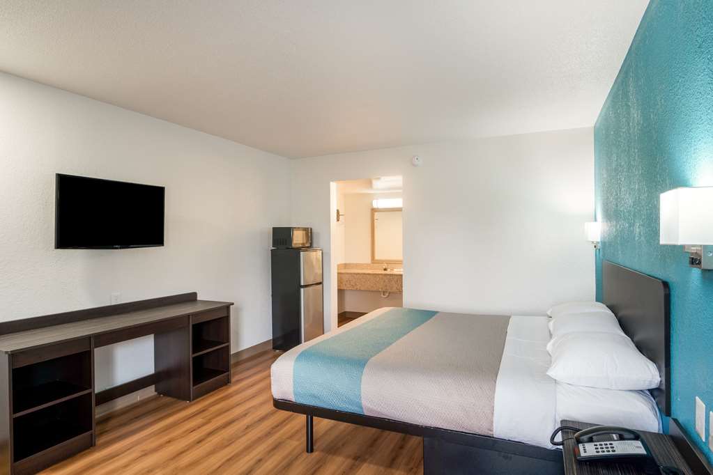 Motel 6 Lexington KY Airport - photo 9