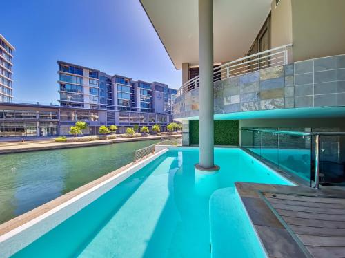 Birds eye canal view Walk to CTICC and V&A Waterfront