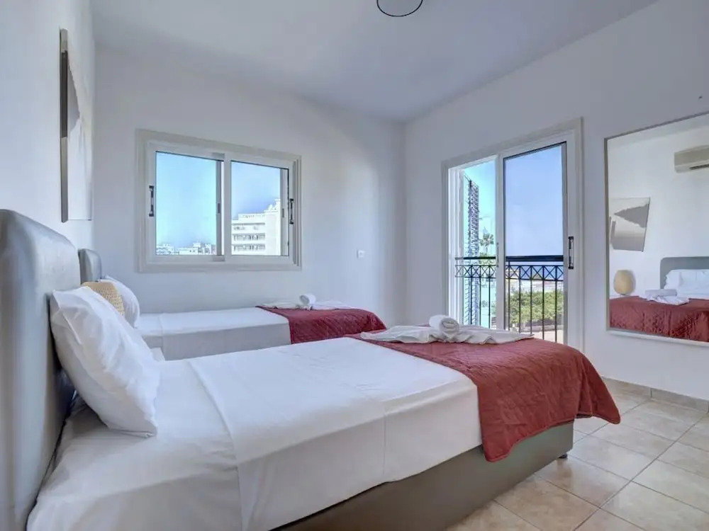 Villa Oforo Selene Stunning 4 Bedroom Villa By Fig Tree Bay Beach Sea View — 4-Star Luxury Hotel in Protaras, Cyprus
