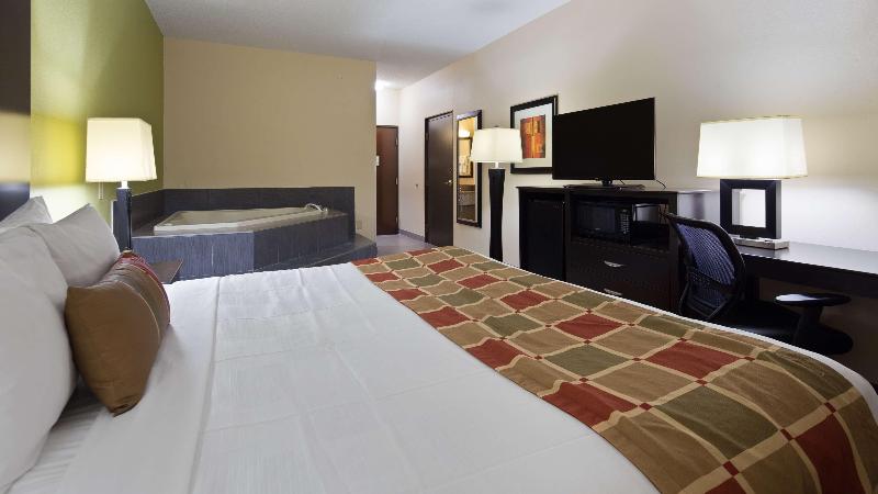Best Western Plus Huntersville Inn & Suites Near Lake Norman - photo 7