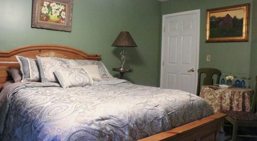 Lil Black Bear Inn - last minute hotel in Nashville