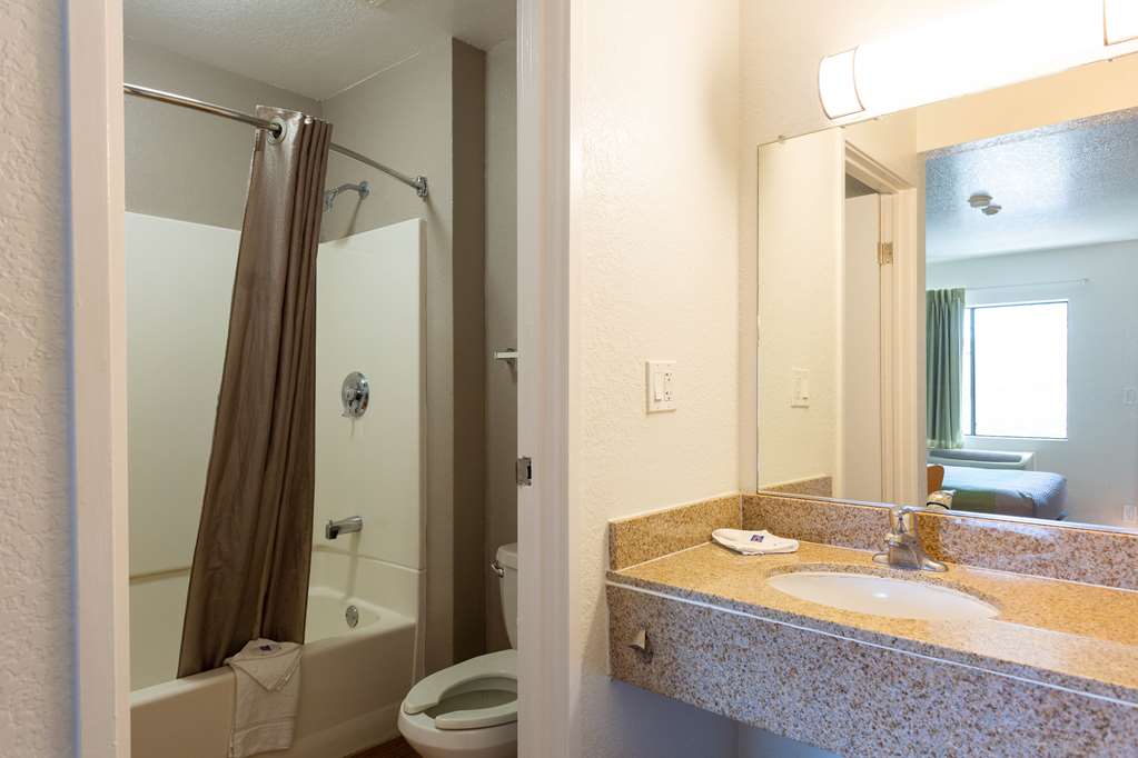 Motel 6 Camp Springs DC South Camp Springs - photo 25