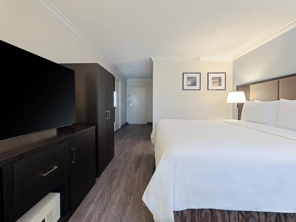 Crowne Plaza Suffern Mahwah by IHG - photo 11