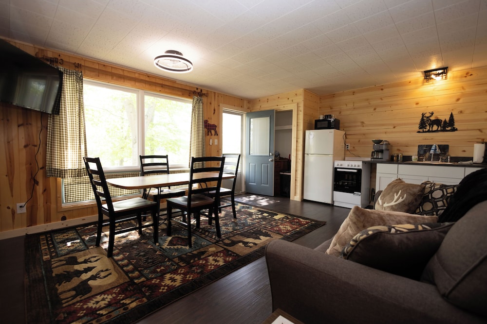 Dixon Lake Resort - photo 14
