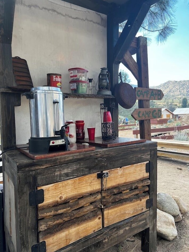 Socal Camping Resort - photo 10