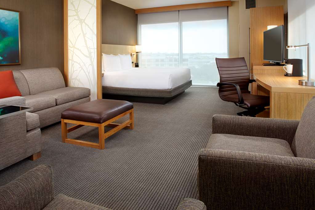 Hyatt Place Miami Airport East - photo 29