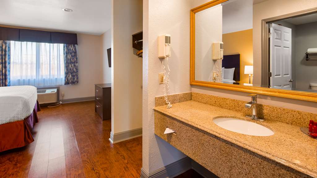 SureStay Plus Hotel by Best Western Hammond - photo 16