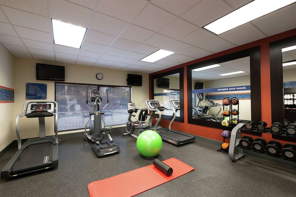 Hampton Inn Winston Salem Hanes Mall - photo 37