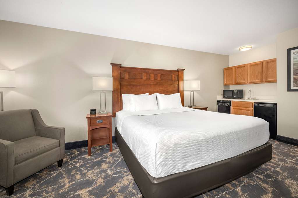 La Quinta Inn & Suites by Wyndham Grants Pass - photo 17