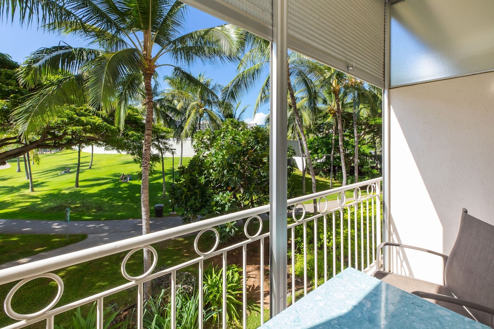 Waikiki Shore By Outrigger - photo 195