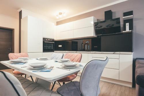 Apartments JS — 4-Star Luxury Hotel in Bibinje, Croatia