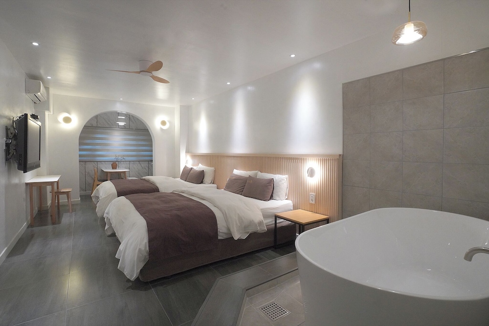 Incheon Airport Hotel Oceanside in Incheon, South Korea