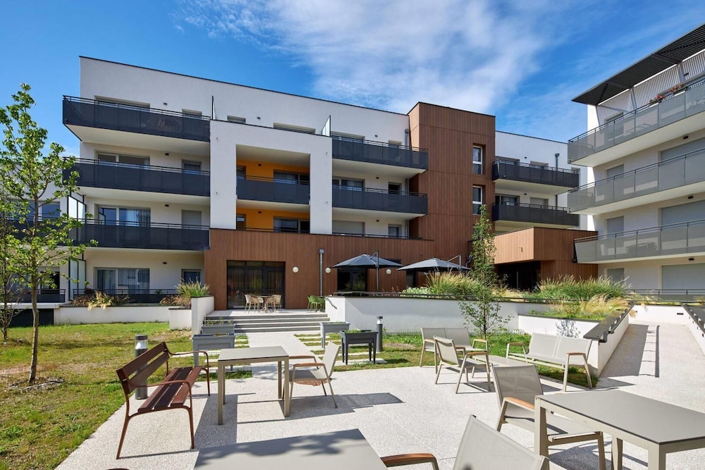 Quality Aparthotel Seyssinet in Seyssinet-Pariset, France