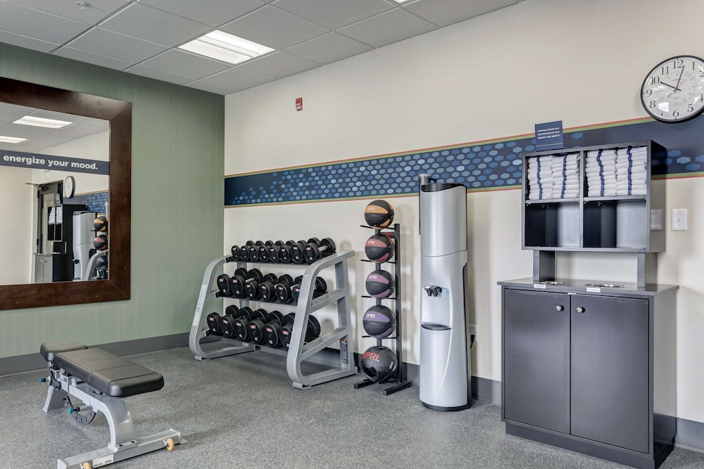 Hampton Inn Poplar Bluff - photo 34