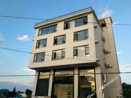 Hushan Woju Inn in Xianju, People's Republic of China