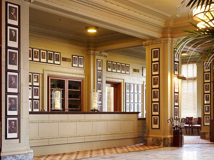 Arctic Club Hotel - photo 4