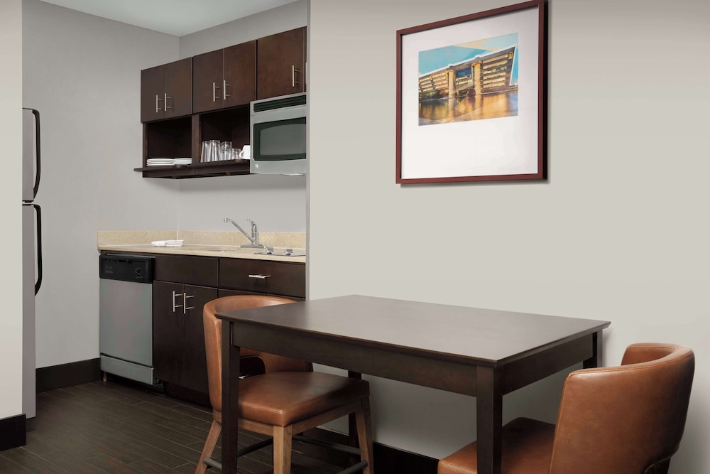 Homewood Suites by Hilton Dallas Downtown TX - photo 21