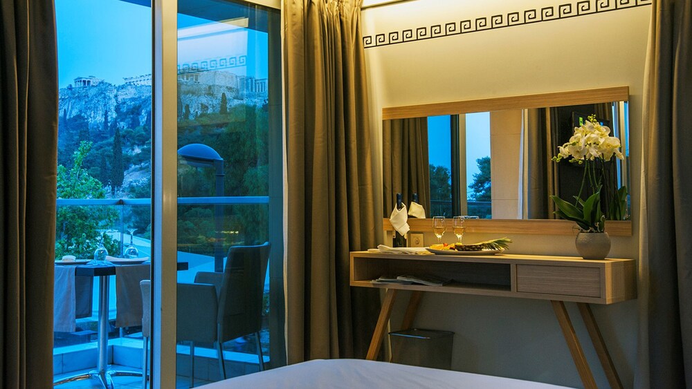 Hotel Thissio - carbon neutral hotel in Athens