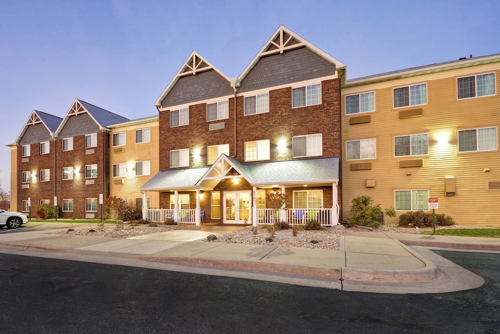 TownePlace Suites by Marriott Sioux Falls - photo 48