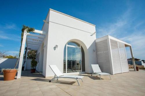 Villa Rebecca — 4-Star Luxury Hotel in Porto Cesareo, Italy