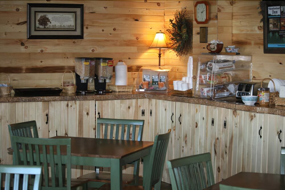 Vacationland Inn & Conference Center - photo 42