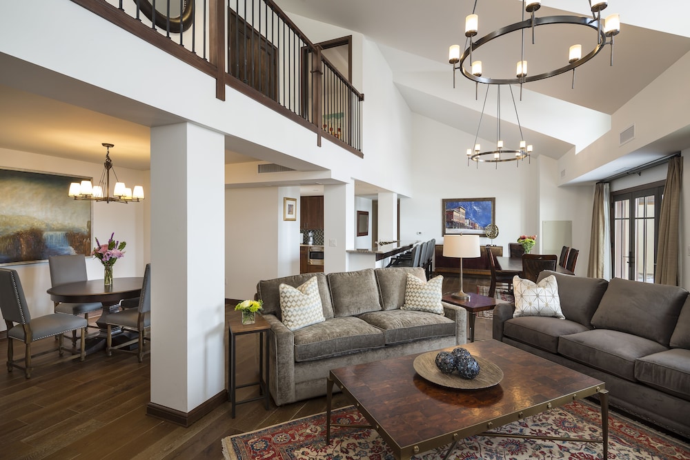 Madeline Hotel & Residences Auberge Collection - photo 18
