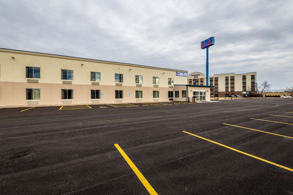 Motel 6 Peoria IL - photo 4