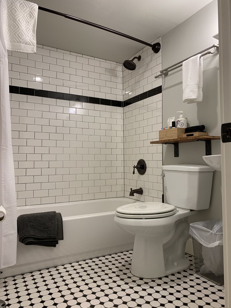 The Alberta Petite Hotel - photo 36