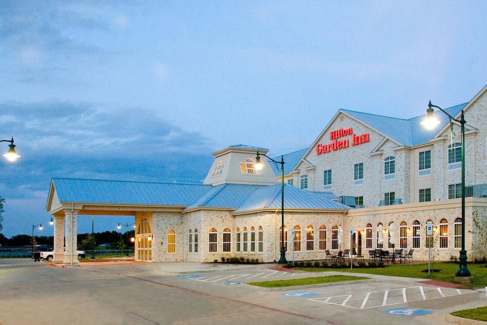 Hilton Garden Inn Granbury - photo 50