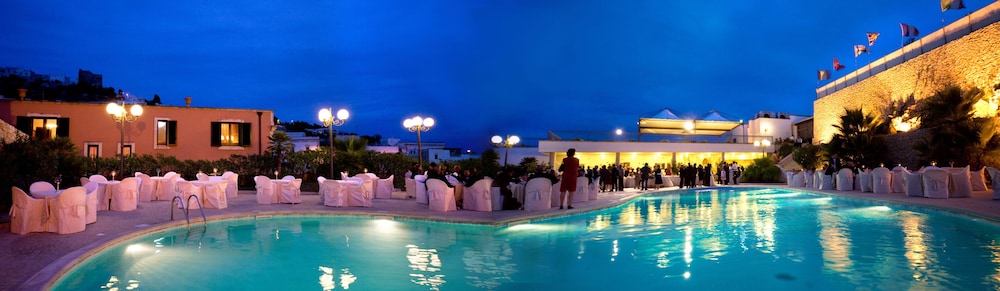 Hotel Ristorante Panoramico in Castro, Italy