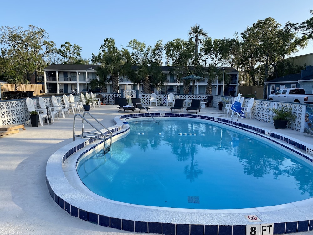 Gulf Coast Inn - photo 56