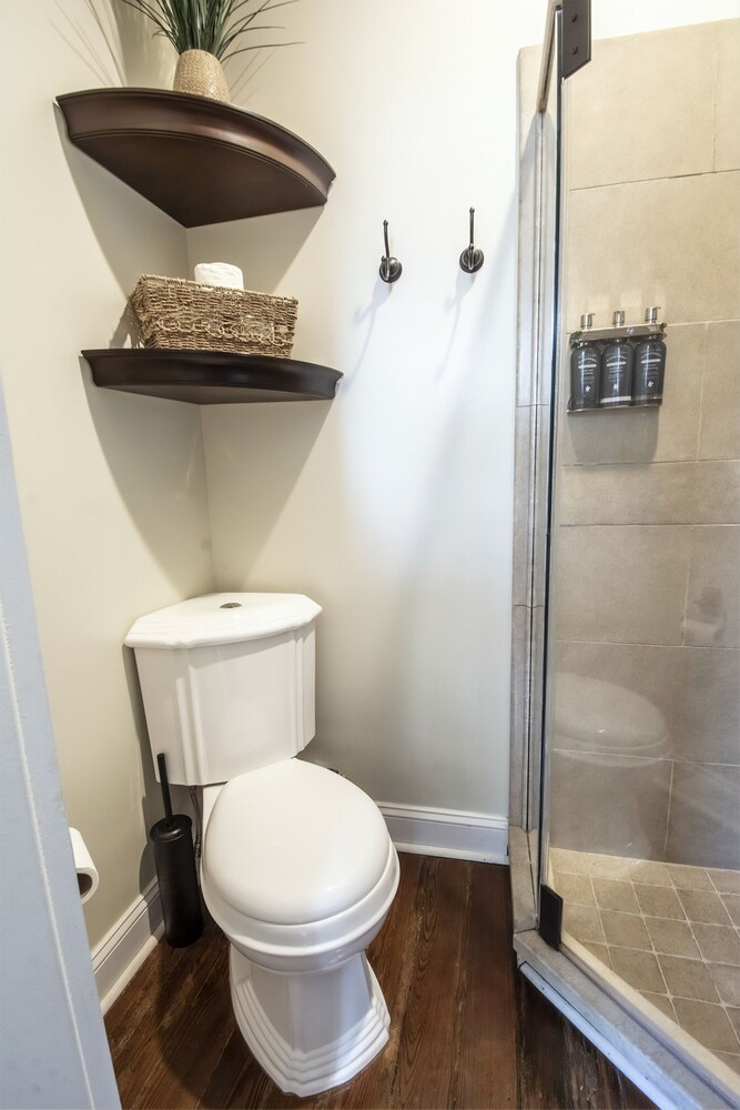 Suites on Coming - photo 73