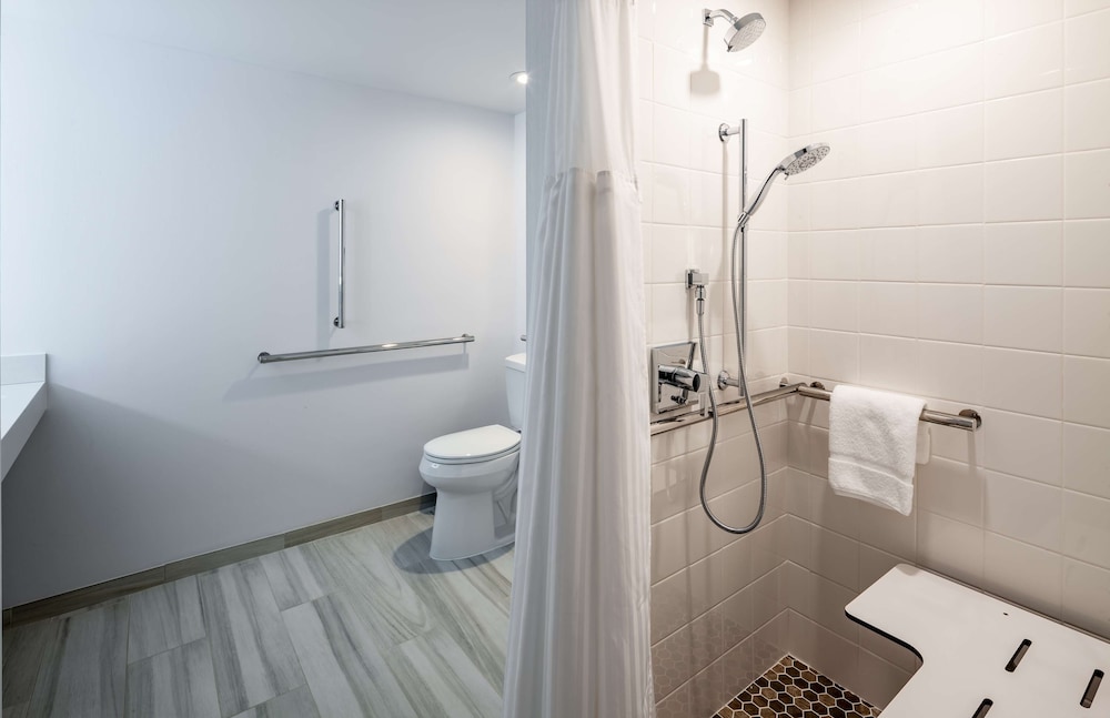 Hilton Garden Inn Chicago OHare Airport - photo 20