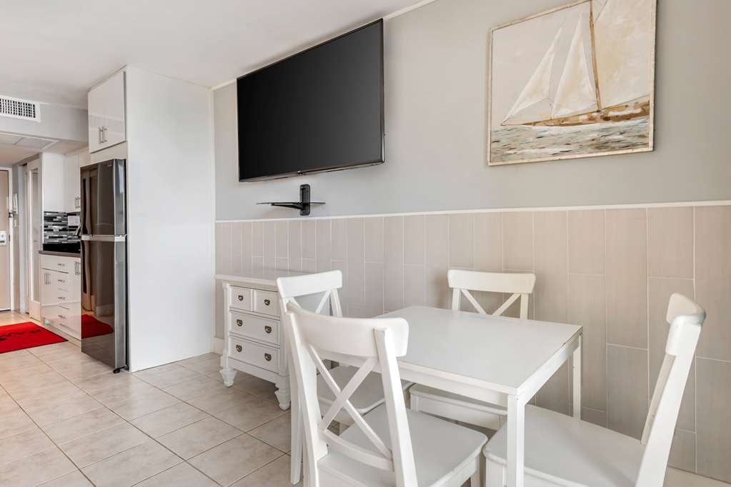 Ramada Plaza by Wyndham Marco Polo Beach Resort - photo 48