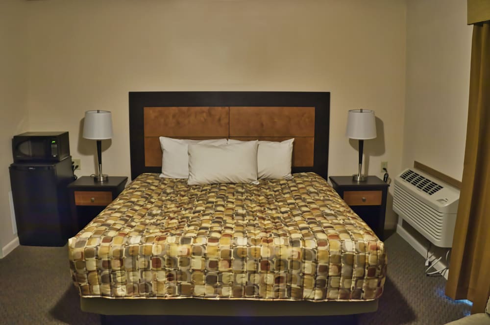 Trade Winds Motel - photo 7