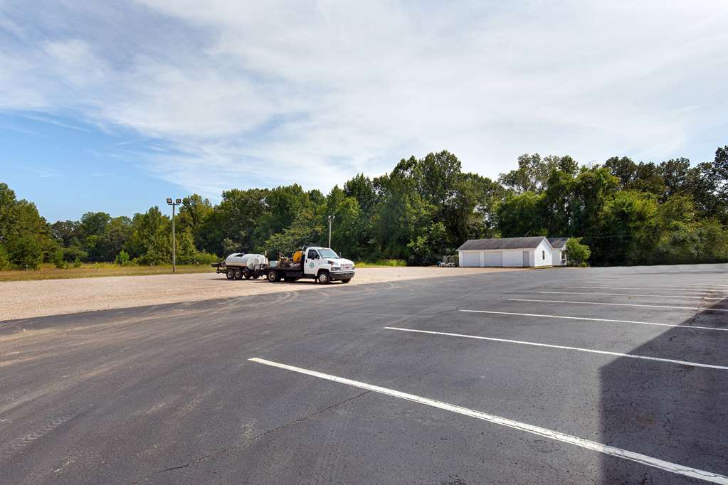 Days Inn by Wyndham Savannah - photo 6