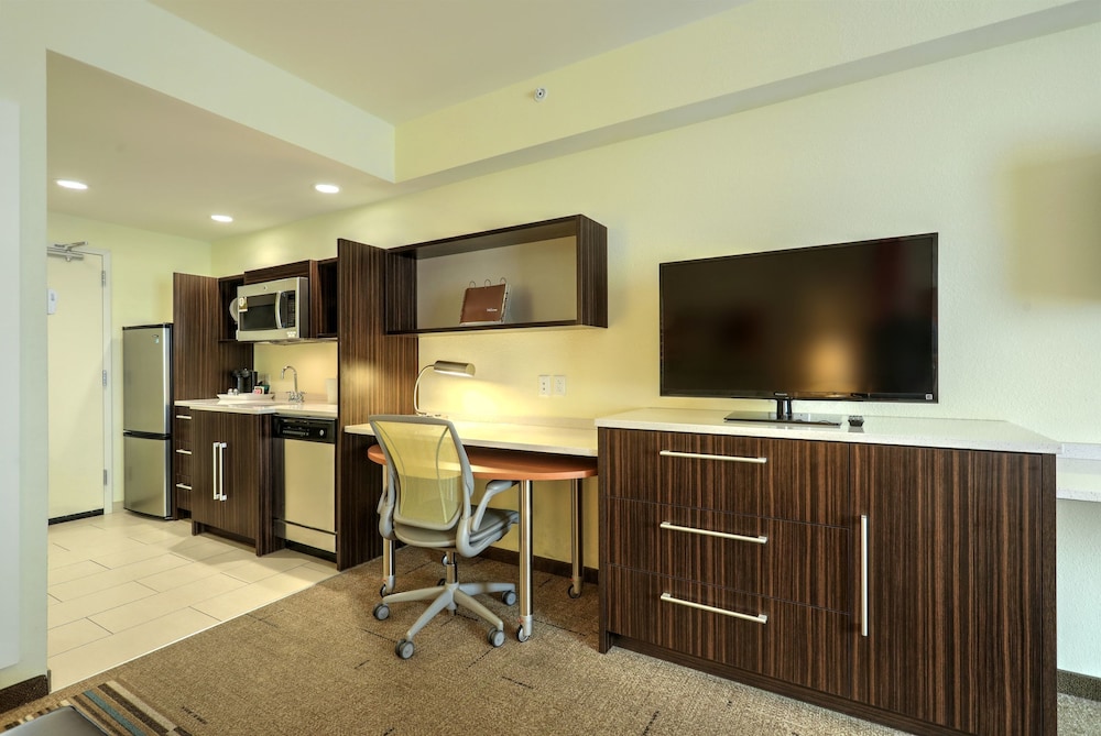 Home2 Suites by Hilton Erie PA - photo 33