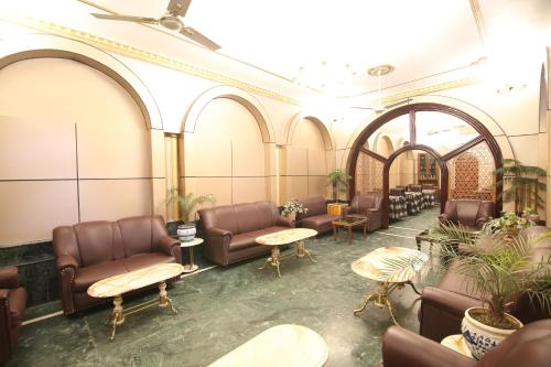 Hotel International - last minute hotel in Srinagar