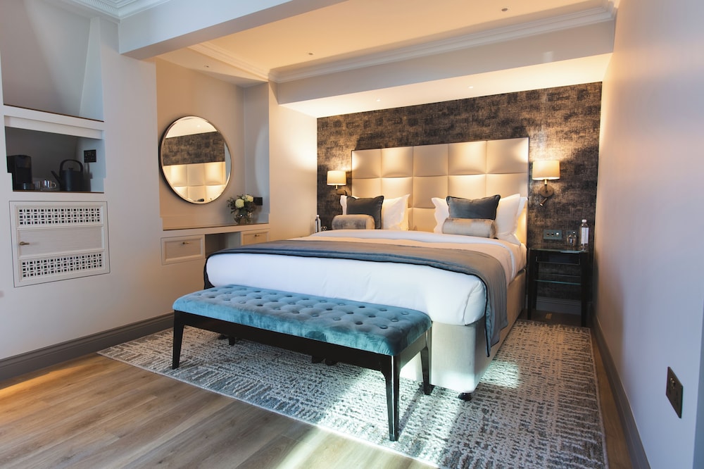 The Rathbone Hotel Fitzrovia — 4-Star Luxury Hotel in London, United Kingdom