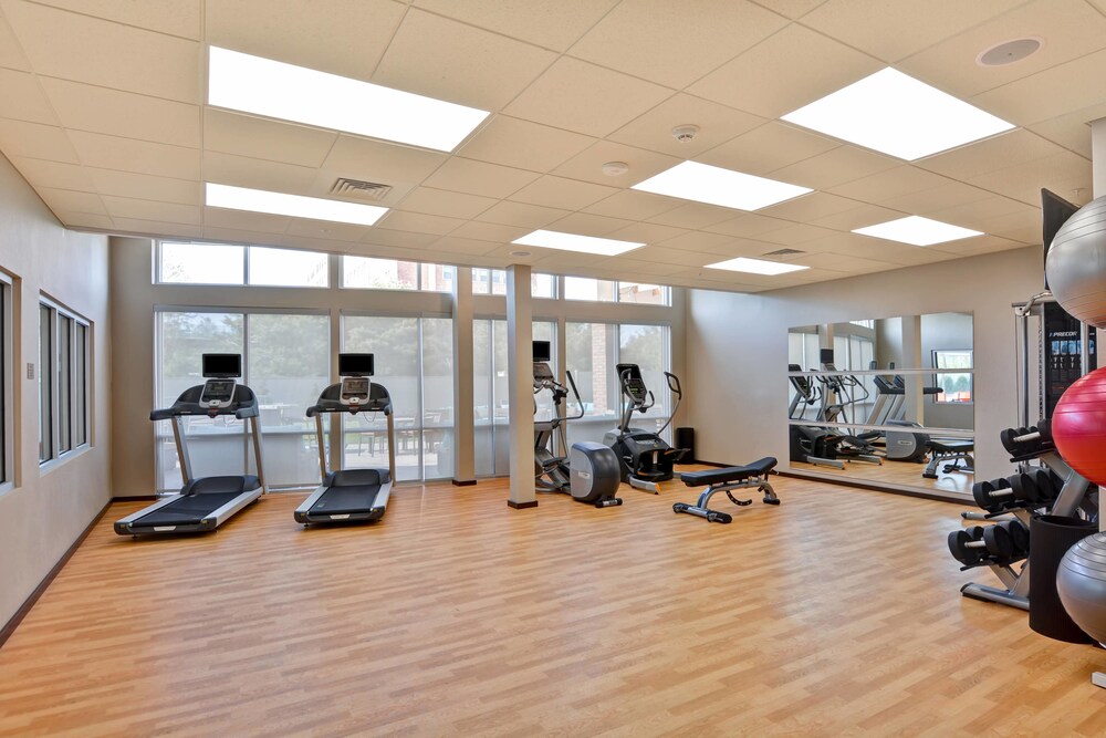 Courtyard by Marriott Long Island Islip Courthouse Complex - photo 16