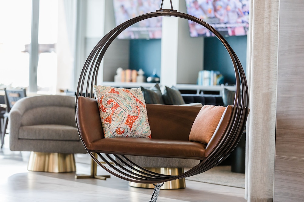 The Cassara Carlsbad Tapestry Collection by Hilton - photo 12