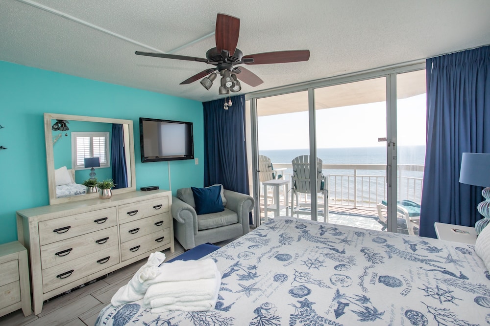 0712 Waters Edge Resort 3 Bedroom Condo by RedAwning - photo 3
